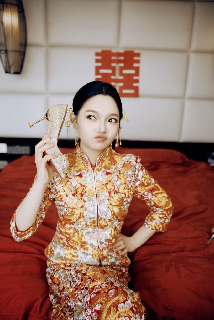 龙凤褂vs秀禾服终极对决!历史形制解析+婚俗避坑指南